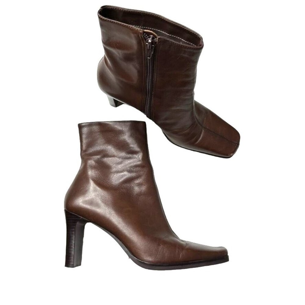 Vintage Bakers Women's Size 7 Brown Leather Square Toe Chunky Heel Mid Calf Boot